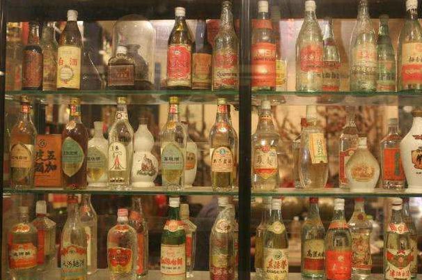 白酒上門回收騙局揭秘_白酒回收上門_白酒上門回收電話